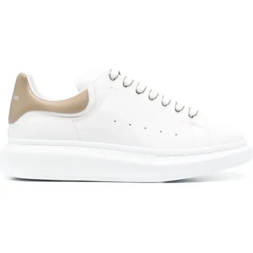 Leather Oversized Sneakers , male, Sizes: 11 UK - alexander mcqueen - Modalova