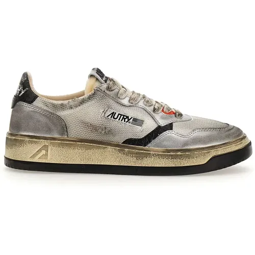 Vintage Sneakers with Distressed Look , female, Sizes: 5 UK, 3 UK, 8 UK, 4 UK, 7 UK, 6 UK - Autry - Modalova