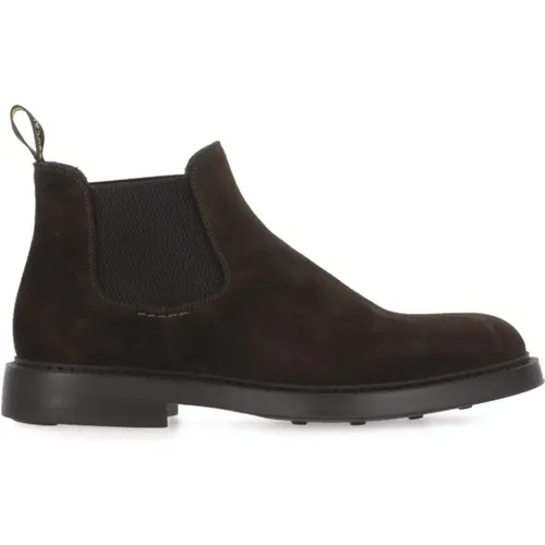 Suede Chelsea Boots for Men , male, Sizes: 8 1/2 UK, 7 1/2 UK, 7 UK, 6 UK, 8 UK - Doucal's - Modalova