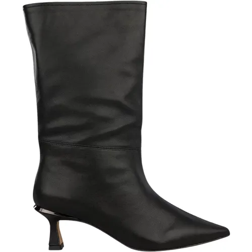 Pointed Toe Leather Ankle Boots , female, Sizes: 2 UK, 9 UK, 7 UK, 4 UK, 3 UK, 5 UK - Alma en Pena - Modalova