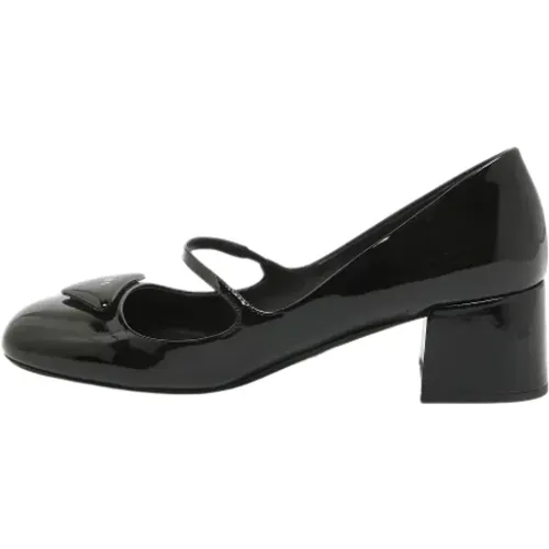 Pre-owned Leather heels , female, Sizes: 7 UK - Prada Vintage - Modalova
