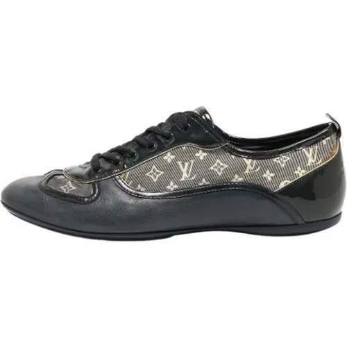 Pre-owned Canvas sneakers , female, Sizes: 4 UK - Louis Vuitton Vintage - Modalova