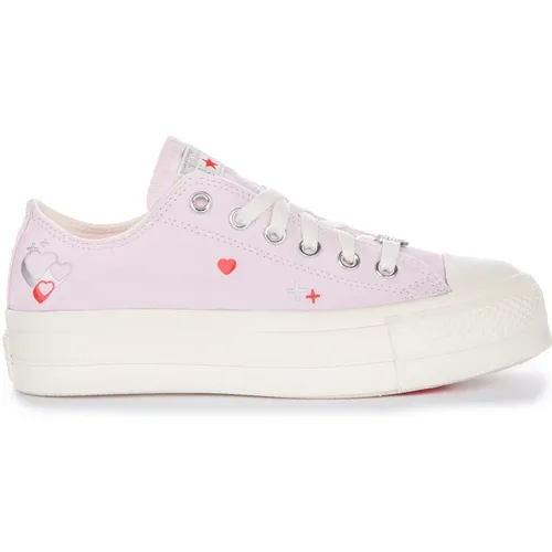 Lilac Heart Platform Sneakers , female, Sizes: 2 UK, 3 1/2 UK, 7 UK, 5 UK, 6 UK, 4 1/2 UK, 3 UK, 4 UK, 6 1/2 UK, 8 UK, 8 1/2 UK - Converse - Modalova