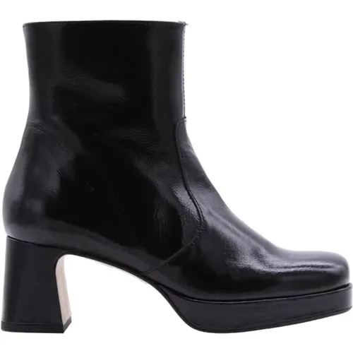 Stylish Heeled Boots , female, Sizes: 5 UK, 4 UK, 7 UK, 6 UK - Ctwlk. - Modalova