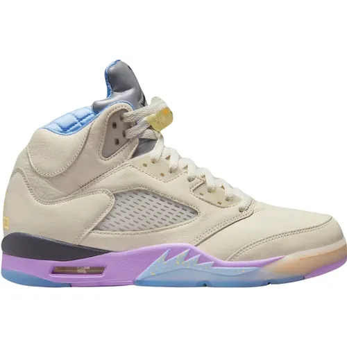 Limited Edition Air Jordan 5 Retro DJ Khaled , male, Sizes: 7 UK, 11 UK, 5 UK, 4 UK, 14 1/2 UK, 12 UK, 8 1/2 UK, 4 1/2 UK, 3 1/2 UK, 2 UK, 8 UK, 9 UK, - Nike - Modalova