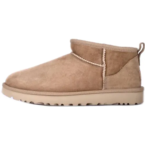 Gefütterte Winterstiefel UGG - Ugg - Modalova