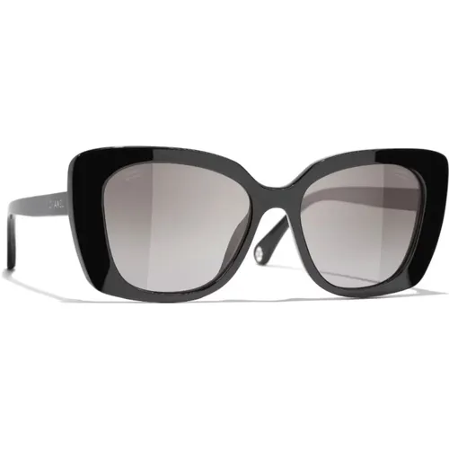Butterfly Style Sunglasses , female, Sizes: 53 MM - Chanel - Modalova