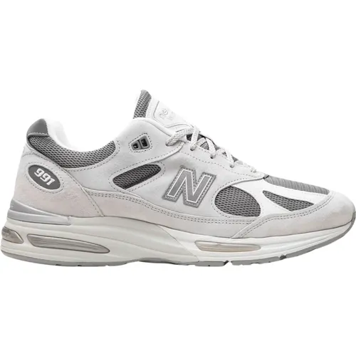 Luxury Grey/White Sneakers , male, Sizes: 7 1/2 UK, 10 UK - New Balance - Modalova