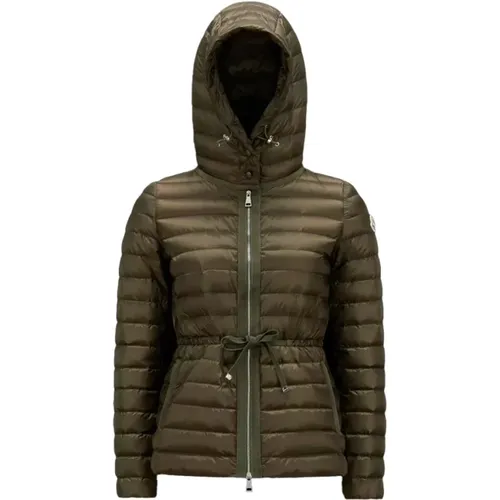 Raie Short Down Jacket - Stay Warm and Stylish , female, Sizes: XL, XS - Moncler - Modalova