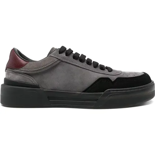 Stylish Sneakers for Everyday Wear , male, Sizes: 8 1/2 UK, 9 UK, 10 1/2 UK, 7 UK, 10 UK, 7 1/2 UK, 11 UK, 8 UK, 9 1/2 UK - Dolce & Gabbana - Modalova