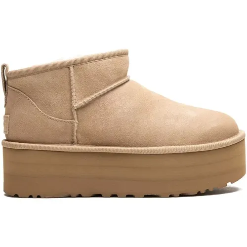 Classic Ultra Mini Platform Boots , female, Sizes: 5 UK, 8 UK, 7 UK, 3 UK, 4 UK, 6 UK - Ugg - Modalova