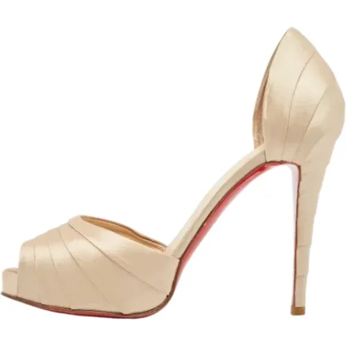 Pre-owned Satin heels , female, Sizes: 5 1/2 UK - Christian Louboutin Pre-owned - Modalova