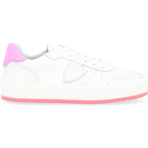 And Fuchsia Leather Sneaker , female, Sizes: 4 UK, 3 UK, 6 UK - Philippe Model - Modalova