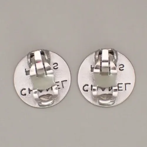 Pre-owned Metal earrings , female, Sizes: ONE SIZE - Chanel Vintage - Modalova