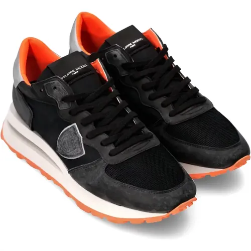 Mondial Neon Noir Orange Sneakers - Philippe Model - Modalova