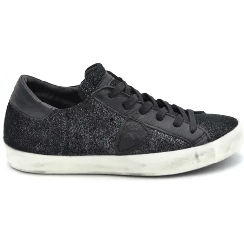 Low Top Sneakers with Glitter Laces , female, Sizes: 3 UK - Philippe Model - Modalova