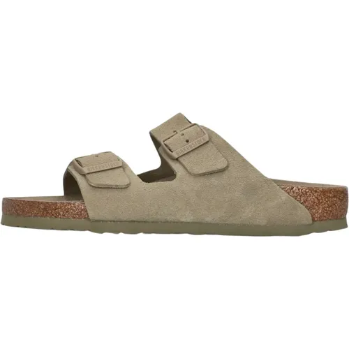 Grüne Herren Pantoletten Stilvoller Komfort , Herren, Größe: 45 EU - Birkenstock - Modalova