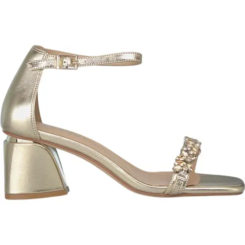 Square Heel Sandal with Bracelet , female, Sizes: 2 UK, 5 UK, 9 UK, 8 UK, 6 UK, 7 UK, 4 UK, 3 UK - Alma en Pena - Modalova