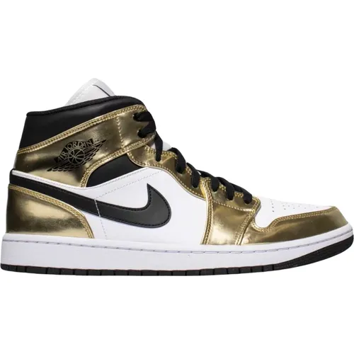 Limited Edition Metallic Gold Air Jordan 1 Mid , female, Sizes: 5 UK, 7 UK, 5 1/2 UK, 6 UK, 2 1/2 UK, 3 1/2 UK, 3 UK, 4 1/2 UK - Nike - Modalova