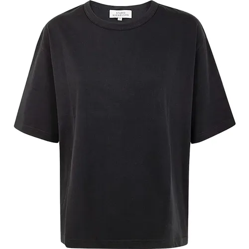 Schwarzes Damen-T-Shirt mit kurzen Ärmeln , Damen, Größe: XS - Studio Nicholson - Modalova