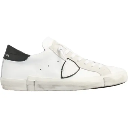 Leather and Suede Sneakers , male, Sizes: 6 UK, 7 UK - Philippe Model - Modalova