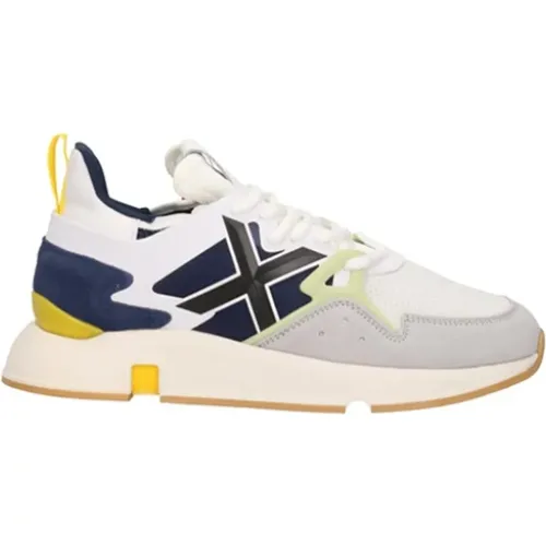 Blue and yellow suede and fabric sneakers , male, Sizes: 10 UK, 8 UK, 11 UK, 6 UK, 9 UK, 7 UK - Munich - Modalova