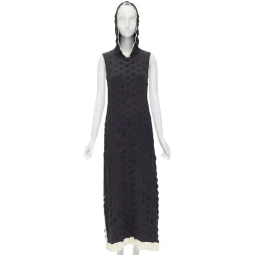 Pre-owned Fabric dresses , female, Sizes: L - Issey Miyake Pre-owned - Modalova