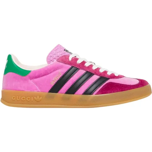 Limited Edition Gazelle Sneaker , unisex, Sizes: 4 2/3 UK, 8 UK, 10 UK, 9 1/3 UK, 6 UK, 5 1/3 UK, 7 1/3 UK, 14 UK, 14 2/3 UK, 8 2/3 UK, 12 UK, 6 2/3 U - Adidas - Modalova