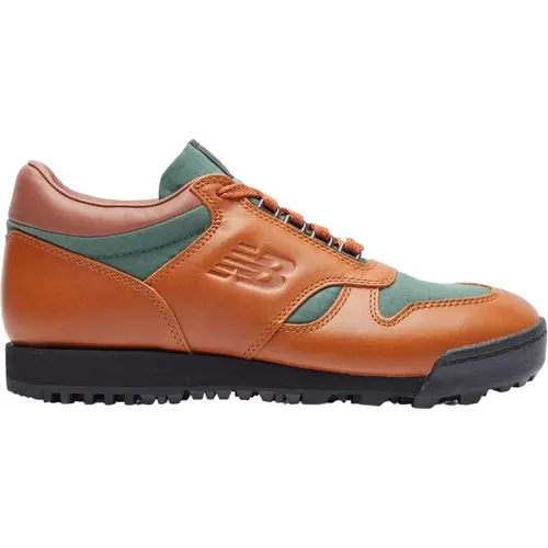 Low Top Leather Sneakers , female, Sizes: 10 UK, 5 UK, 10 1/2 UK, 9 1/2 UK, 8 UK - New Balance - Modalova