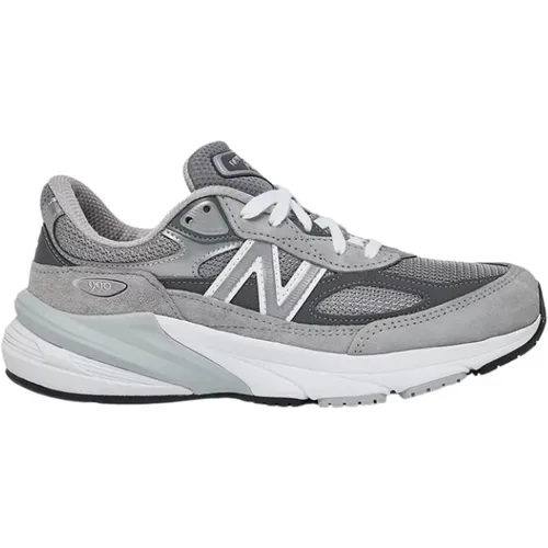 USA Made Sneakers with Reflective Details , male, Sizes: 11 UK, 12 1/2 UK, 6 1/2 UK, 10 UK, 7 1/2 UK, 10 1/2 UK, 9 UK, 8 1/2 UK - New Balance - Modalova