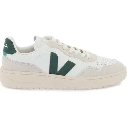 Traced Leather Sneakers with Iconic V , male, Sizes: 11 UK, 12 UK, 6 UK, 9 UK, 10 UK, 8 UK, 7 UK - Veja - Modalova