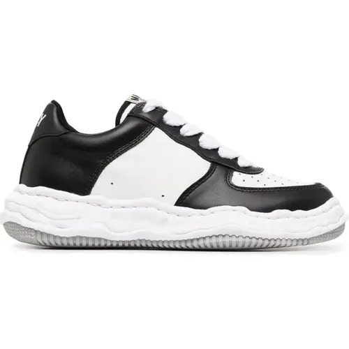 Black/White Leather Low Top Sneaker , male, Sizes: 2 UK, 6 UK, 7 UK, 3 UK, 8 UK, 4 UK - Mihara Yasuhiro - Modalova