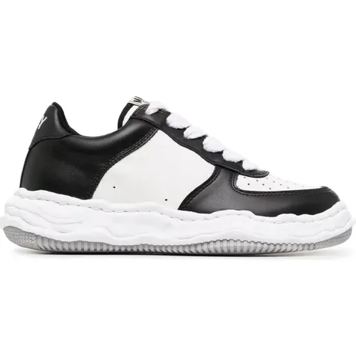 Black/White Leather Low Top Sneaker , male, Sizes: 9 UK, 2 UK, 6 UK, 10 UK, 5 UK, 7 UK, 3 UK, 8 UK, 4 UK - Mihara Yasuhiro - Modalova