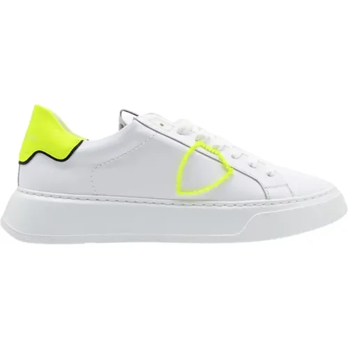 Low Temple Sneakers Broderie Pop , male, Sizes: 8 UK, 11 UK - Philippe Model - Modalova