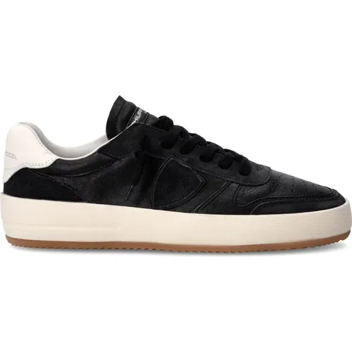 Schwarze Vintage Basketball Sneakers für Männer , Herren, Größe: 42 EU - Philippe Model - Modalova