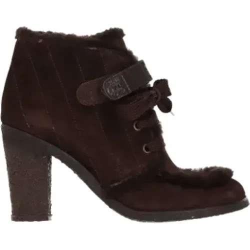 Pre-owned Suede boots , female, Sizes: 3 1/2 UK - Fendi Vintage - Modalova