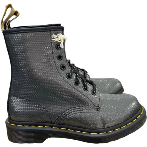 Vegan Alumix Hex Emboss Boots , female, Sizes: 4 UK - Dr. Martens - Modalova