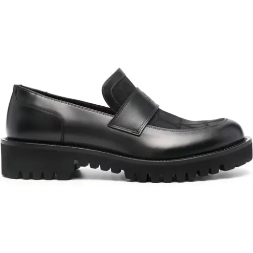 Stylish Loafers for Fashionable Men , male, Sizes: 8 1/2 UK, 7 UK, 6 UK, 6 1/2 UK - Valentino Garavani - Modalova