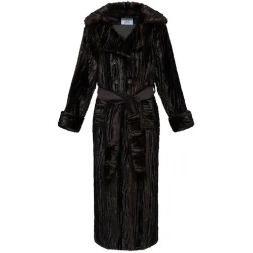 A long coat made of artificial fur , female, Sizes: S/M, L/XL - Fortini - Modalova