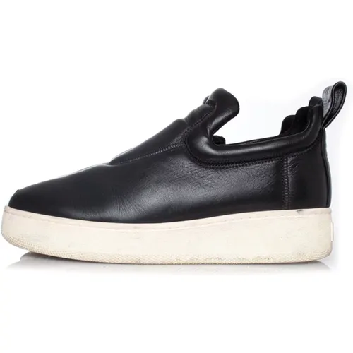 Pre-owned leather slip on sneakers , female, Sizes: 5 UK - Celine Vintage - Modalova