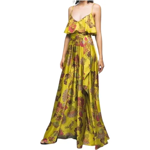 Elegant Satin Dress with Dynamic Cut , female, Sizes: S, M - Gaëlle Paris - Modalova