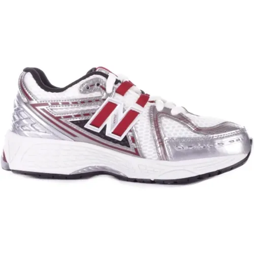 Silver Junior Logo Sneakers Rubber Sole , male, Sizes: 6 UK, 5 UK, 3 UK, 4 UK - New Balance - Modalova