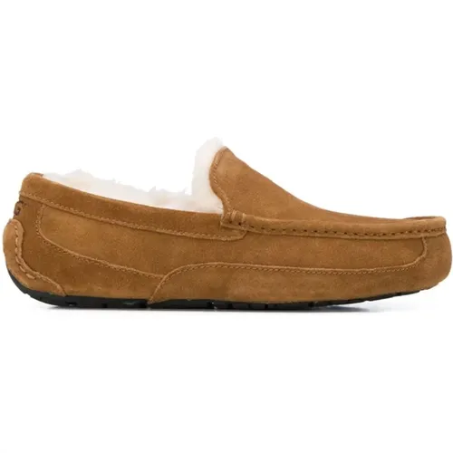 Shearling Lined Loafers Chestnut Suede , male, Sizes: 8 UK, 9 UK - Ugg - Modalova