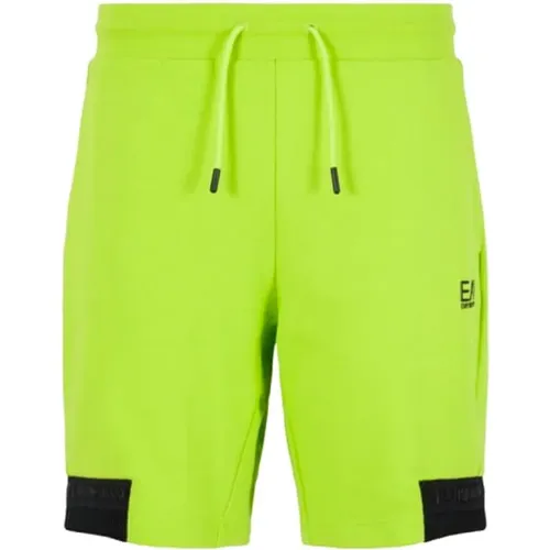 Fluoreszierende gelbe Shorts mit Kontrastdetails , Herren, Größe: 2XL - Emporio Armani EA7 - Modalova