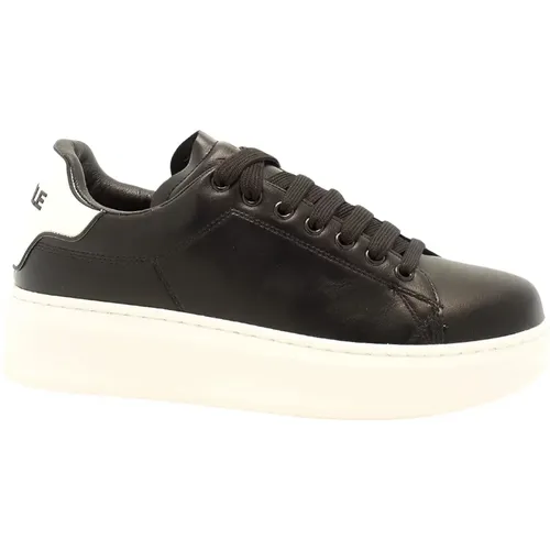 Eco-Friendly Patch Sneakers , male, Sizes: 9 UK, 12 UK, 10 UK, 6 UK, 7 UK, 11 UK, 8 UK - Gaëlle Paris - Modalova