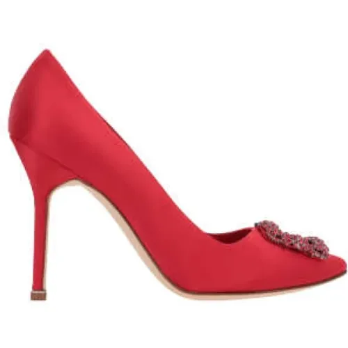 Silk Satin Heeled Décolleté with Jewel Buckle , female, Sizes: 4 1/2 UK, 3 1/2 UK - Manolo Blahnik - Modalova