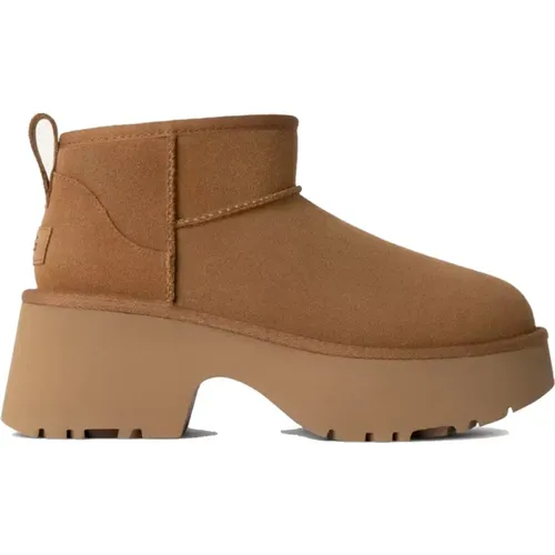 Braune Wildleder Klassische Ultra Mini Stiefel , Damen, Größe: 37 EU - Ugg - Modalova