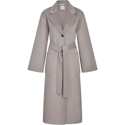 Long Coat with Belt and Double Collar , female, Sizes: XL, M, XS - Heartmade - Modalova