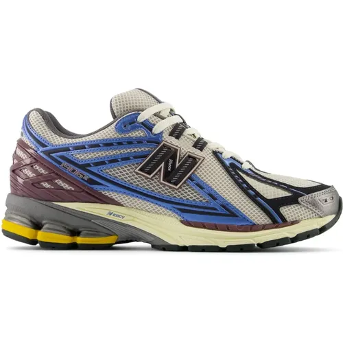 Blaue Sneakers , Herren, Größe: 45 EU - New Balance - Modalova