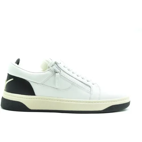 Sneakers , male, Sizes: 6 UK, 7 UK, 8 UK, 10 UK, 9 UK - giuseppe zanotti - Modalova